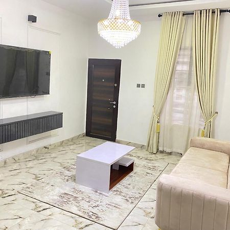 Luxe Haven Lekki Apartment Bagian luar foto