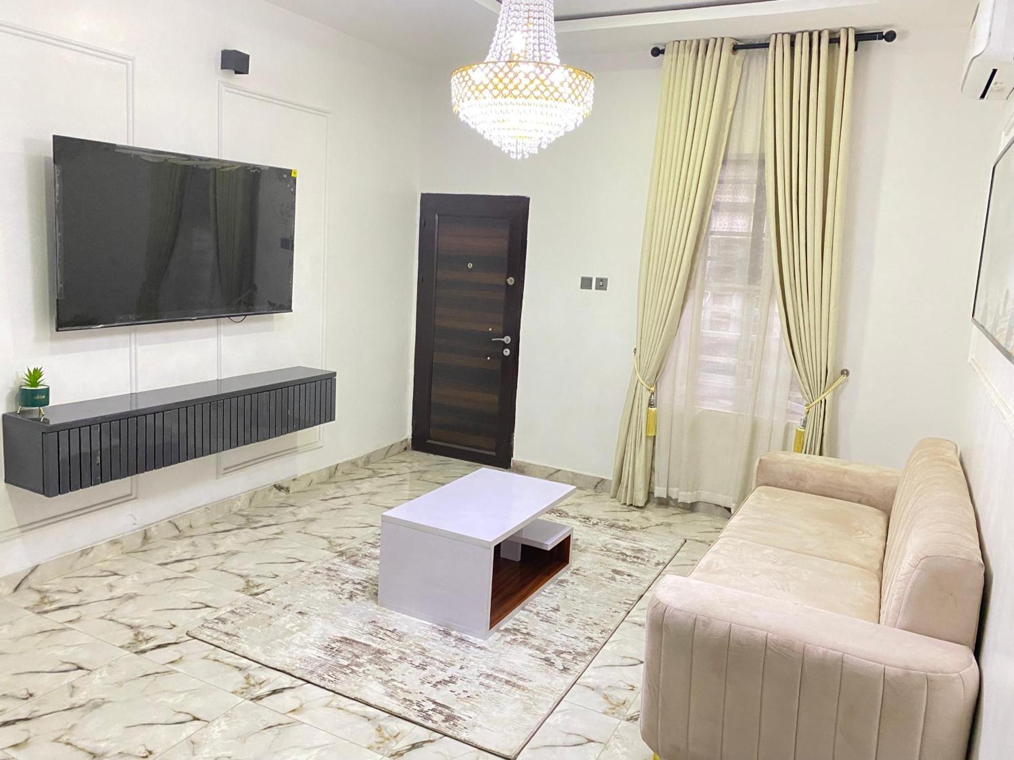 Luxe Haven Lekki Apartment Bagian luar foto