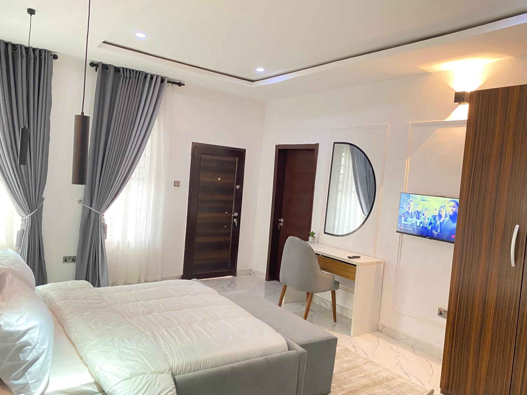 Luxe Haven Lekki Apartment Bagian luar foto