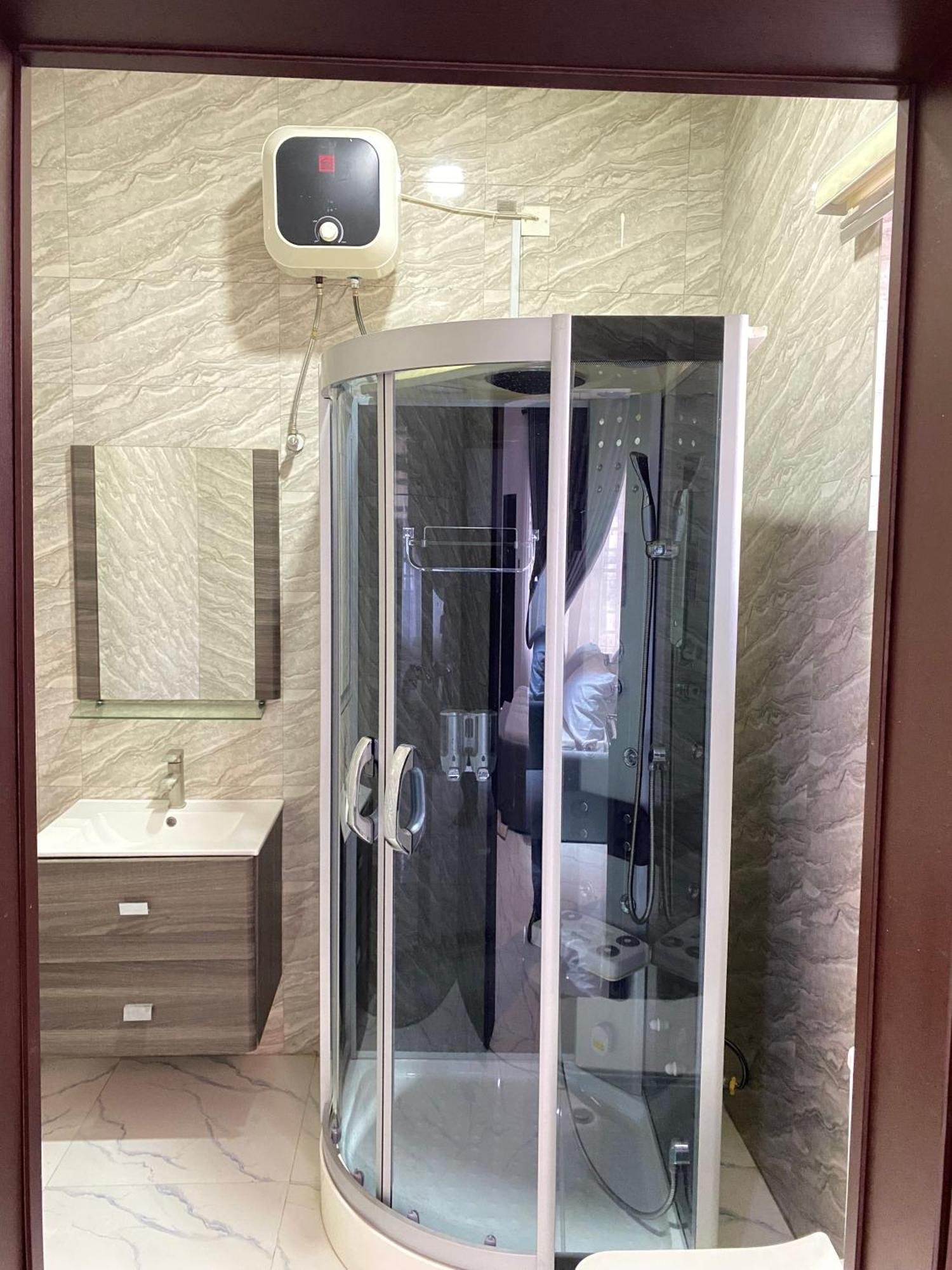 Luxe Haven Lekki Apartment Bagian luar foto
