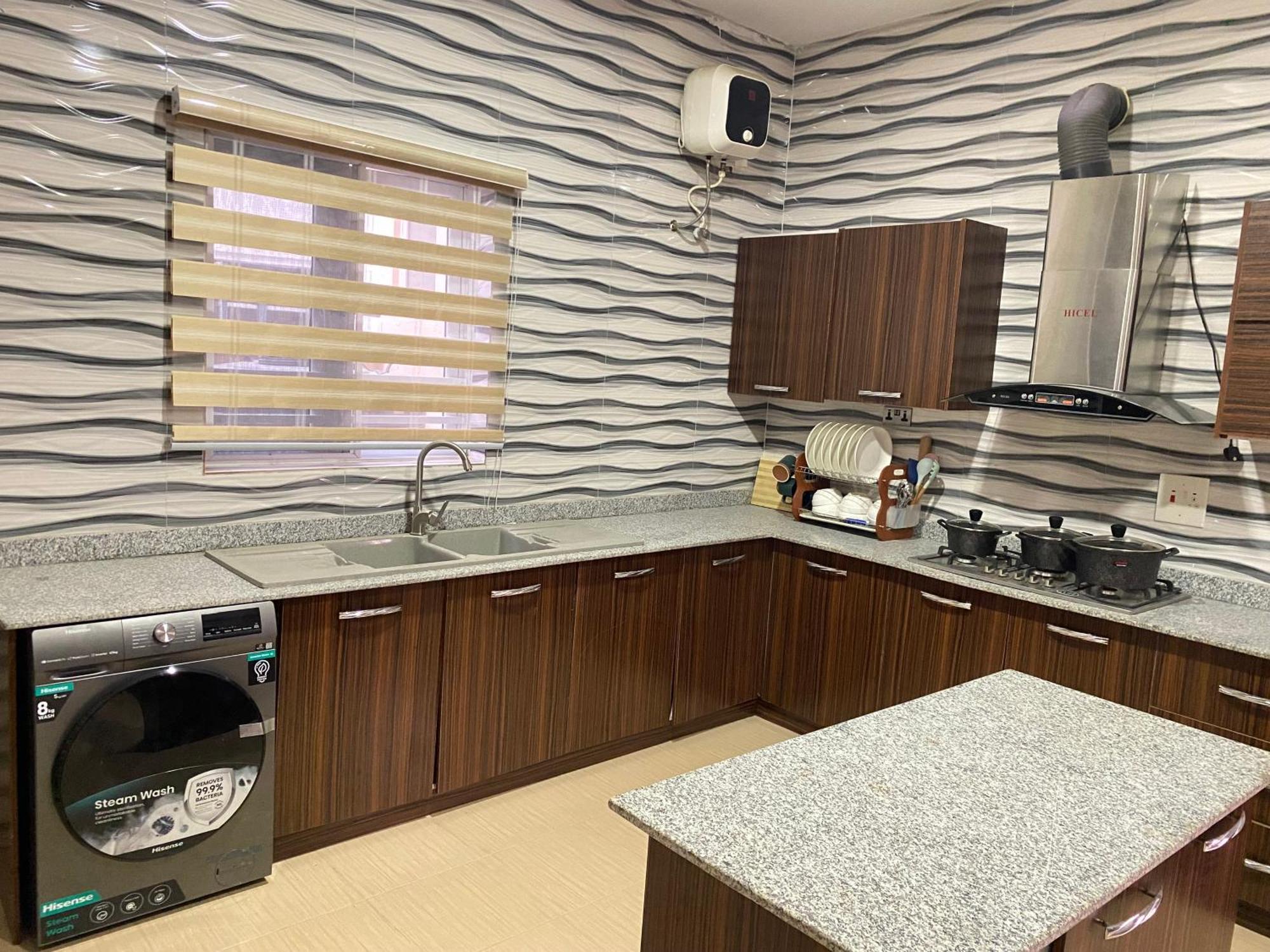 Luxe Haven Lekki Apartment Bagian luar foto